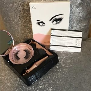 Magnetic Eyeliner & Magnetic Lashes Set